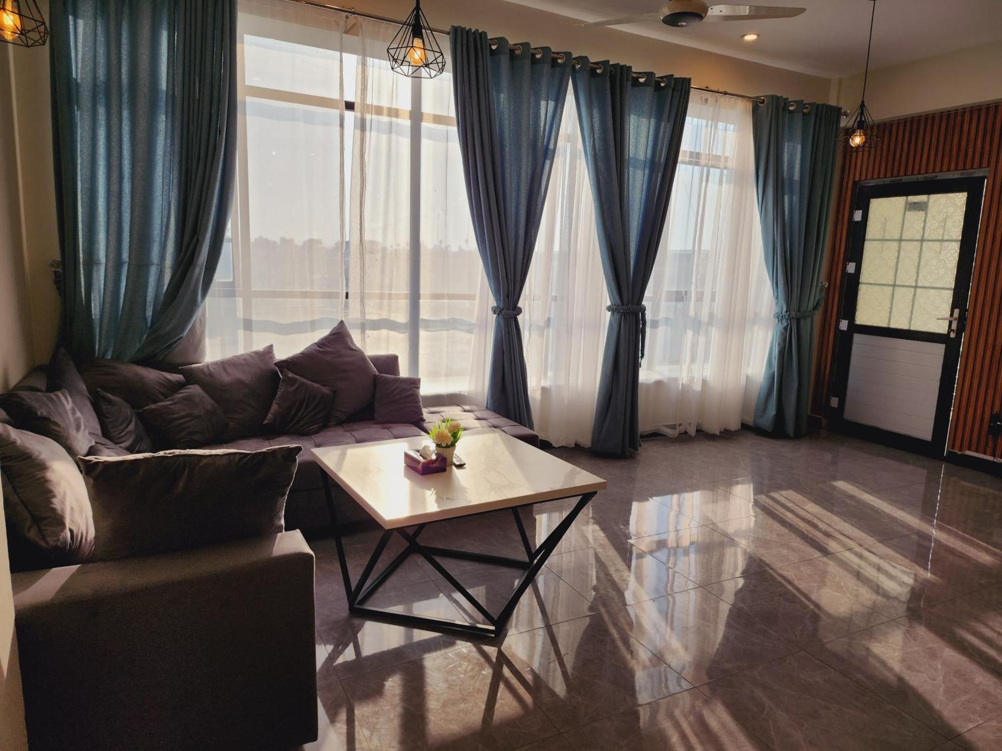 Motorway Majesty Suites Islamabad - Near Islamabad International Airport And Motorway Cameră foto