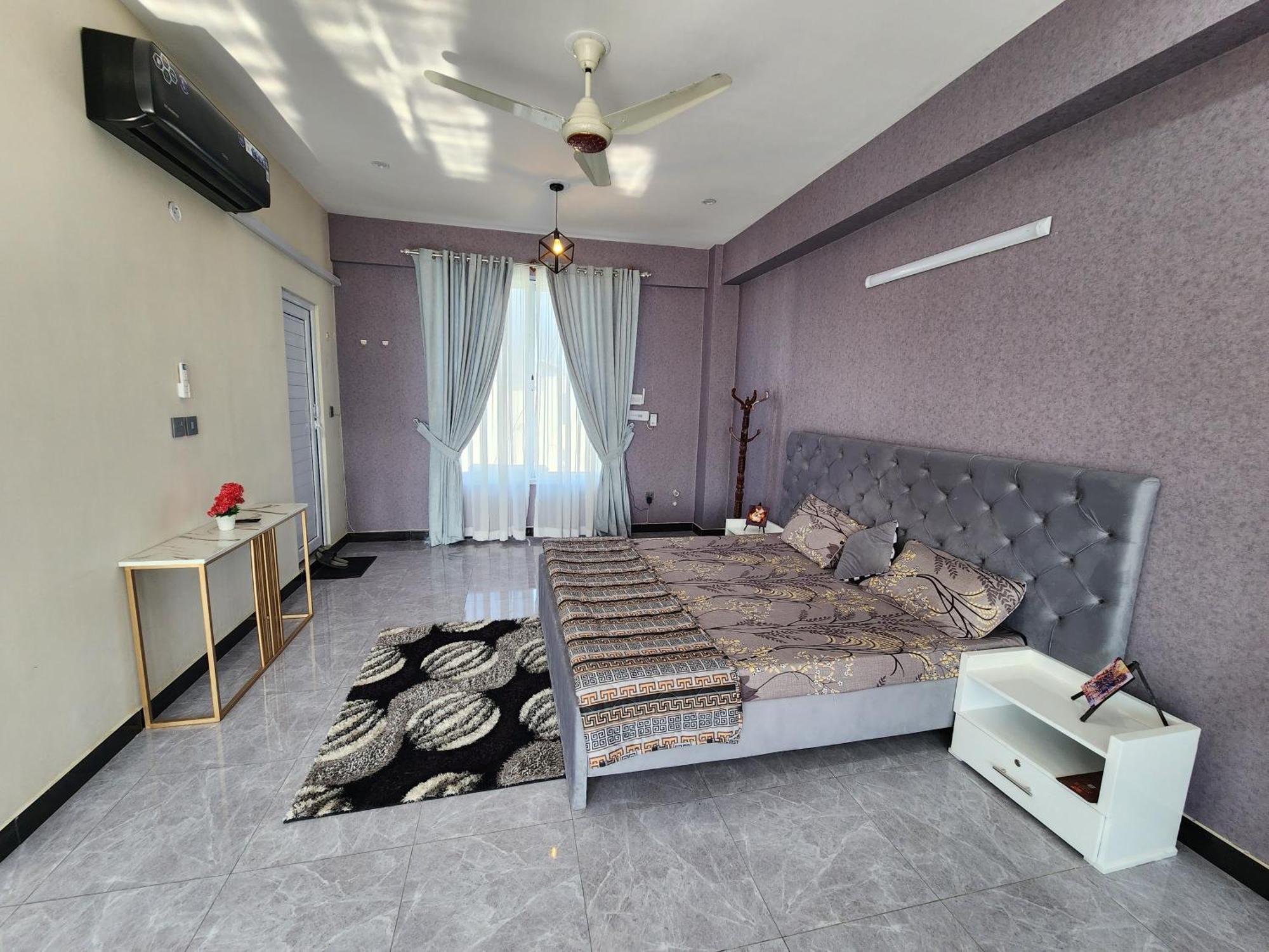 Motorway Majesty Suites Islamabad - Near Islamabad International Airport And Motorway Cameră foto