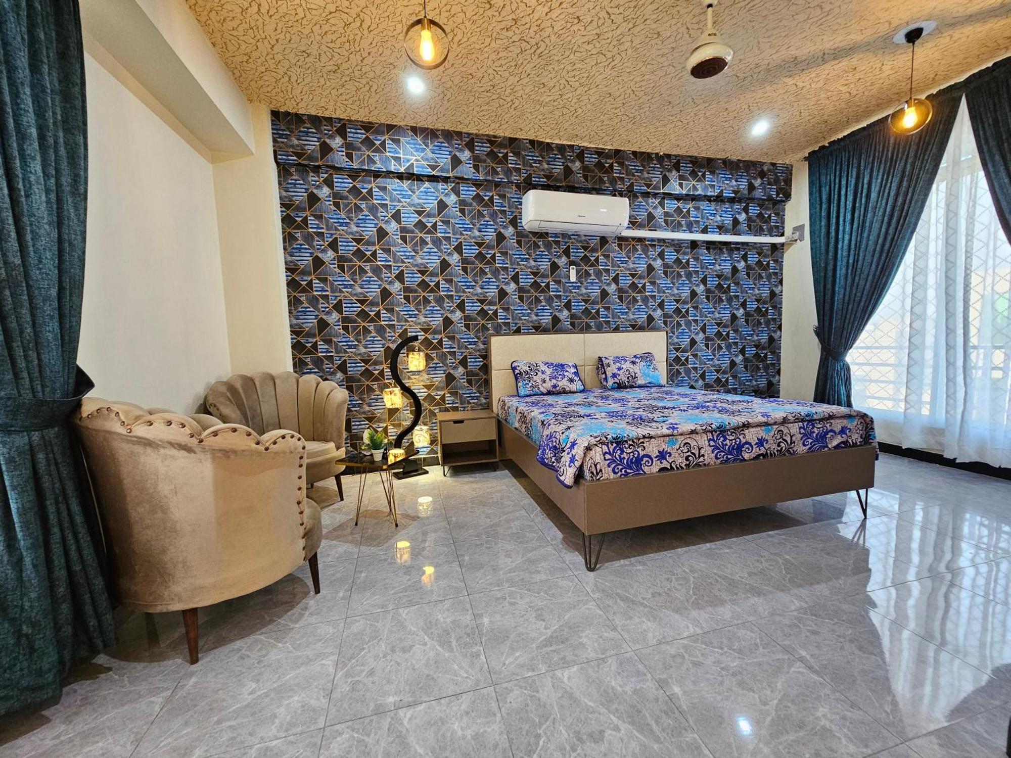 Motorway Majesty Suites Islamabad - Near Islamabad International Airport And Motorway Cameră foto